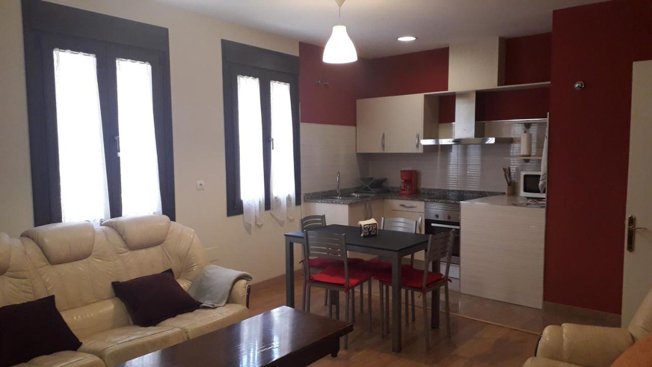 Apartamento Camino Real Molinaseca Exterior foto